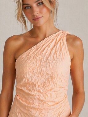 H&M One-Shoulder Peach Crinkle Top